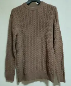 ケーブルニット ニット