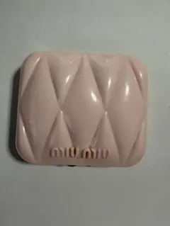 miu miu コンパクトミラー ピンクのサムネイル