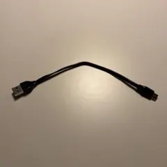 USB A - USB C ケーブル