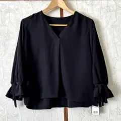 未使用●INGNI●袖リボン Vネック プルオーバー ブラウス 黒 イング●M