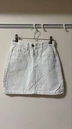 ホワイトデニムミニスカート
