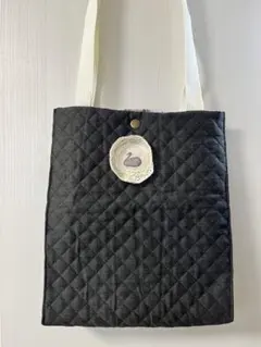 キルティングトートバッグ[ハンドメイド]黒、ベージュ系タータンチェック、黒鳥