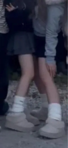 ホワイトリブ編みロングソックス