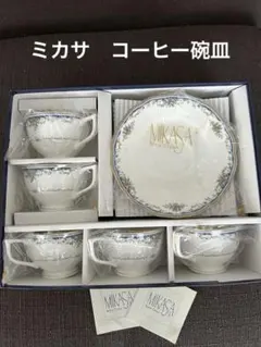 MIKASA BONE CHINA カップ＆ソーサー セットのサムネイル