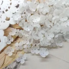 【40】アクリルビーズ　フラワー　12mm　100個