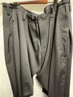 ✨極美品✨ ヨウジヤマモト プールオム 23AW シワギャバ 内股ドレープパンツ ✨極美品✨ ヨウジヤマモト プールオム 23AW シワギャバ 内股ドレープ