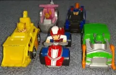パウパトロール ダイキャストビークル５台