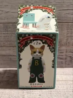 ヒグチユウコ フィギュアマスコット こはる＆本屋のいす - メルカリ