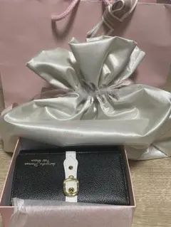 Samantha Thavasa フロントベルト財布