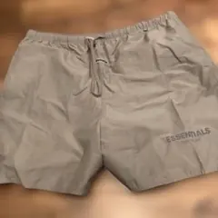 Fog essentials ハーフパンツショーツ反射フォントカーキブラウンロゴ