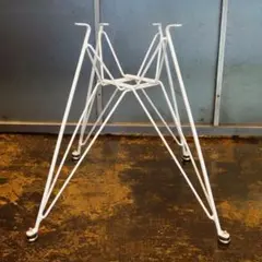 イームズ エッフェルベース DSW DSR 交換用 部品 オリジナル黒 - メルカリ