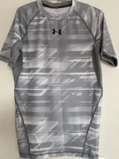 アンダーアーマー　メンズ　Tシャツ