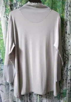 FASHIONMESSAGE/フリル付きラウンドネックカットソー