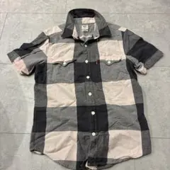 Levi's チェック柄 半袖シャツ Sサイズ 傷や汚れはありません。 値下げ有