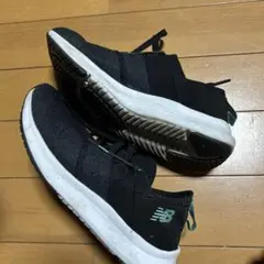 ニューバランス　スニーカー