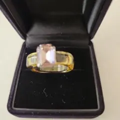 YOOX　リング　アクリル