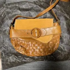 robitaロビタ　本革ブラウン編み込みショルダーバッグ