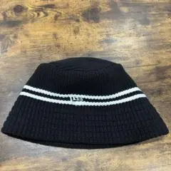 ニューエラ　ニット　バケットハット　クラッシャーハット 黒 白 NEWERA