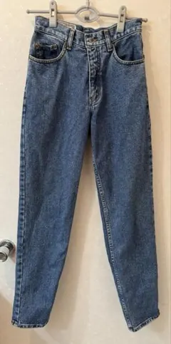 Item thumbnail for item 12001b70-1a44-461b-bc1b-9fc5fa78e96a