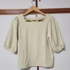 COLZA スクエアネック 長袖トップス ライトグリーン Sのサムネイル