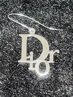 2026年最新】dior ピアス 片耳の人気アイテム - メルカリ