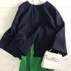 美品 エリザベッタフランキ チュールデザインブラウス ゴールドロゴチャーム付き 美品 エリザベッタフランキ チュールデザインブラウス ゴールドロゴ