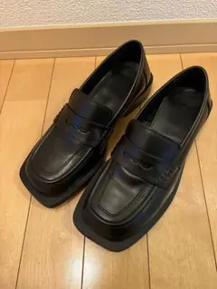 ZARA/ザラ スクエアトゥ ローファー 黒 レザー 23-23.5cm 35のサムネイル