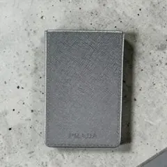 PRADA（プラダ）　カードケース　シルバー系