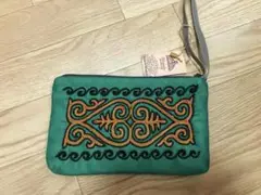 モンゴル　カザフスタン刺繍　ポーチ　新品未使用