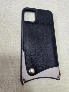 iPhone11 黒ケース