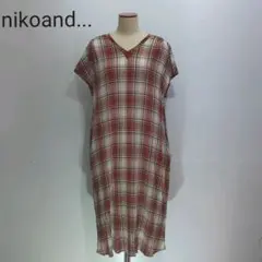 niko and... ニコアンド 楊柳チェックサックVネックワンピース