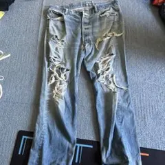 Levi's ダメージデニム ライトブルー
