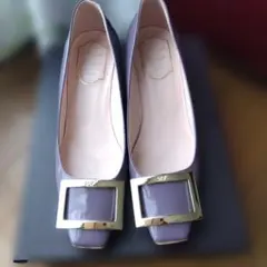 2025年最新】ロジェヴィヴィエ ROGER VIVIERの人気アイテム - メルカリ