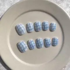 ネイルチップ　ベリーショート　春ネイル　チェックネイル　手書きネイル