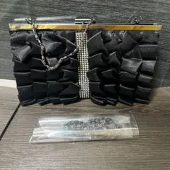 フリルデザイン クラッチバッグ 黒 替チェーン付 レディース