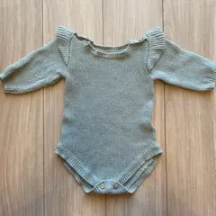 フリル付きグリーンロンパース 70/6M