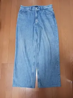 イ*す様 ユニクロジーンズ ほぼ新品　20٪値下げ　ウエスト33インチ 股下71
