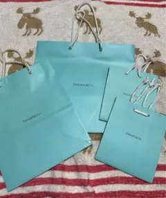 ティファニーのショップバッグ（紙袋）