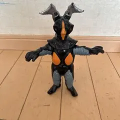 ゼットン星人 ソフビ ウルトラマン怪獣フィギュア - メルカリ