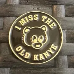 I MISS THE OLD KANYE ピンバッジ　カニエウエスト　ピンバッジ