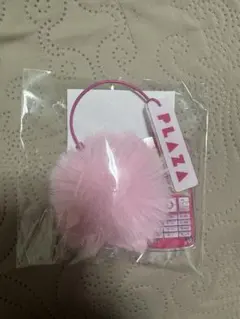 PLAZA PINKトリプルキーホルダー　非売品