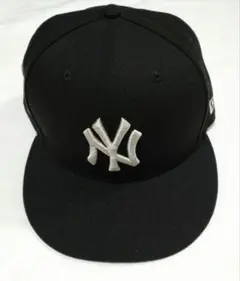美品　New Era 　591FIFTY ヤンキース7 2/1 ツバ裏ピンク