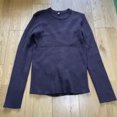 リブ編み長袖ニット