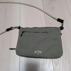 BILLABONG サコッシュ カーキ