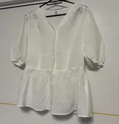 UNIQLO♡ホワイト Vネック シャツ 半袖