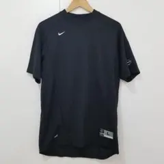 ★NIKE　ナイキ　ワンポイントロゴ刺繍Tシャツ　ドライフィット　Lサイズ　黒