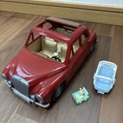 シルバニアファミリー 赤い車とベビーカー
