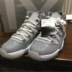 ナイキエアジョーダン11