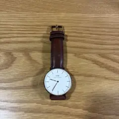 Daniel Wellington 腕時計 ブラウンレザーのサムネイル