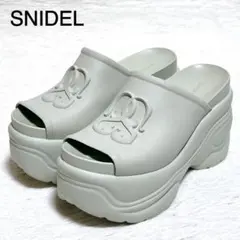 【大人気】SNIDEL スナイデル エンブレム モチーフ 厚底サンダル ミントのサムネイル